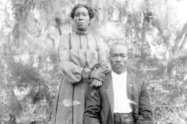 lewis colson and his wife irene pose for a photo in sarasota (state archives of florida).png