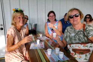 guests at sunking brewery