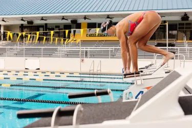 emma weyant at selby aquatic center