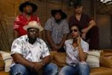 https://wslrfogartyville.ticketspice.com/10042025-the-shaelyn-band