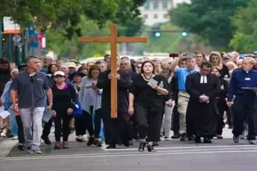 Sarasota's 25th Anniversary Good Friday STATIONS of the Cross Pilgrimage
