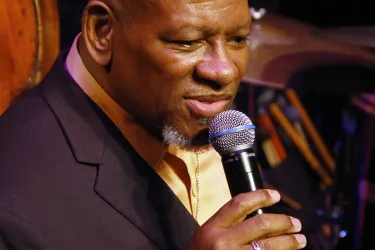 vocalist Scotty Wright