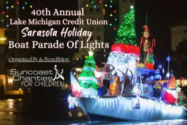 Holiday Boat Parade Photo
