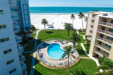 Jamaica Royale on Siesta Key Launches Limited-Time Late Summer & Fall Savings Jamaica Royale on Siesta Key Launches Limited-Time Late Summer & Fall Savings Photo