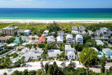 Sea Spray Overhead View Photo