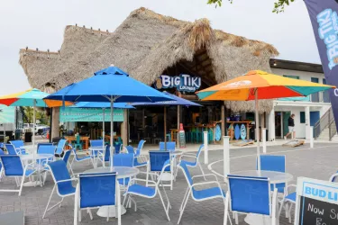 Big Tiki Lounge Outside Photo