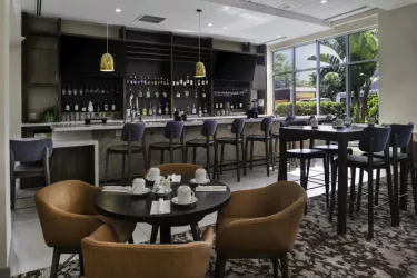 Restaurant & Bar Area - Bar & Restaurant Photo