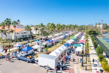 Venice Farmers Market - We produce the Saturday, Venice Farmers Market. Year round, 8:00 AM - 1:00 PM in front of City Hall. Photo