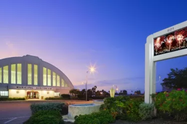 Municipal Auditorium - An icon in the heart of downtown Sarasota’s cultural district, the Sarasota Municipal Auditorium stands out as a premier event space for formal and corporate events. Photo