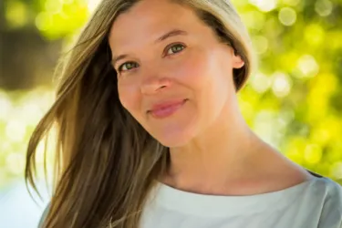 Jenna Oser, REALTOR® - If you are considering relocating to Sarasota County and need more information regarding the local real estate market, contact Jenna Oser at 941-525-8865 or jenna.oser@flori... Photo