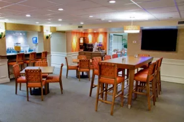 963_720x480.jpg - Best Western Plus-Breakfast Room/Coffee Bar Photo