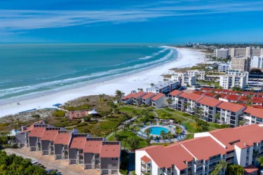 Direct Access to the Beautiful Siesta Key Beach! Photo