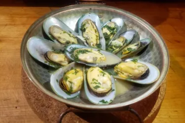 Mussels Cataplana - Mussels Cataplana in crab, shrimp & lobster broth. Photo