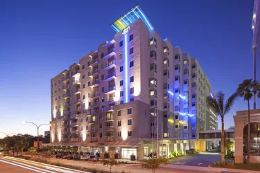 Exterior - Aloft Sarasota offers a convenient downtown location, vibrant social scene, and tech-savvy design. Photo