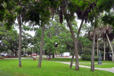 Lukewood Park North - Fountain, historic marker & walking paths. Photo